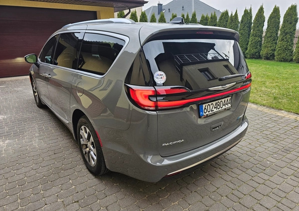 Chrysler Pacifica cena 301227 przebieg: 8150, rok produkcji 2023 z Lipsk małe 781